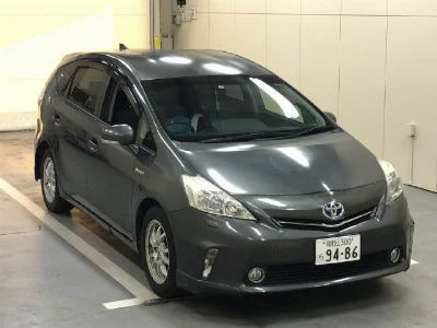 TOYOTA PRIUS ALPHA