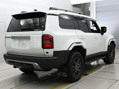 TOYOTA LAND CRUISER 250