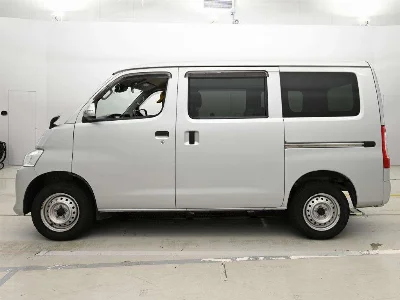 TOYOTA TOWN ACE VAN