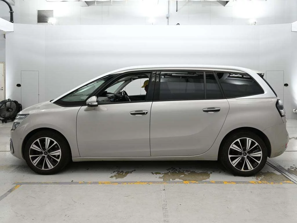 Citroen Grand C4 Picasso  с аукциона в Японии