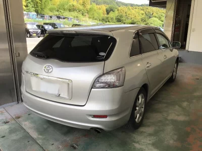 Toyota Mark X Zio