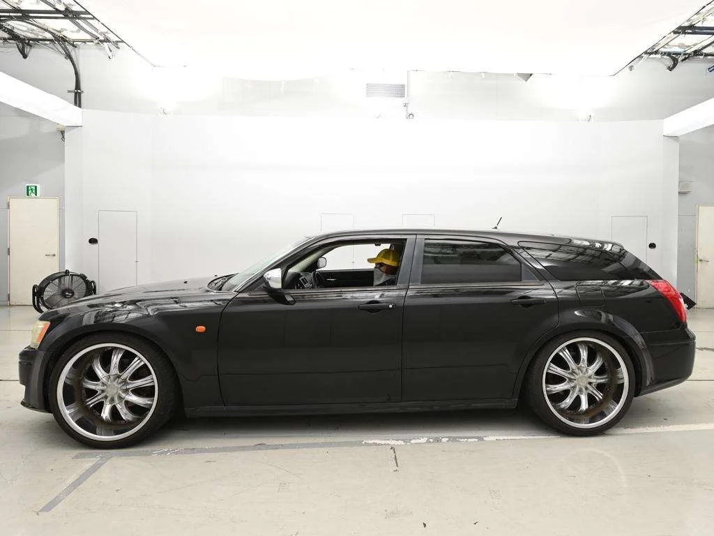 Dodge Magnum  с аукциона в Японии