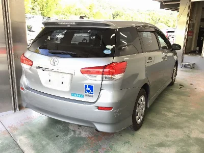 TOYOTA WISH