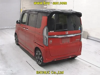 Honda N BOX CUSTOM