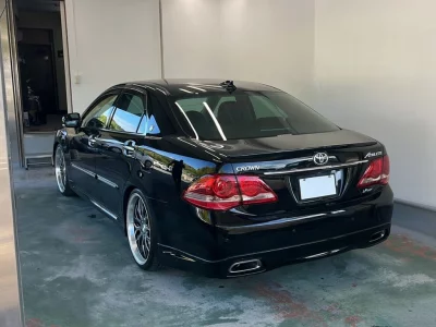 Статистика аукционов Toyota Crown