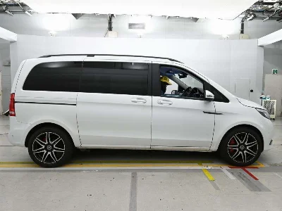 MERCEDES BENZ V CLASS