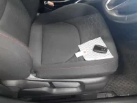 Цена авто Toyota Corolla Hatchback с аукционов Японии, номер кузова ZWE211H, пробег 37 000, оценка 6