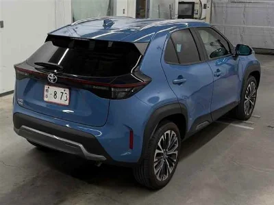 TOYOTA YARIS CROSS