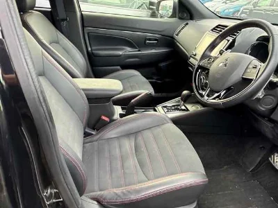 MITSUBISHI RVR