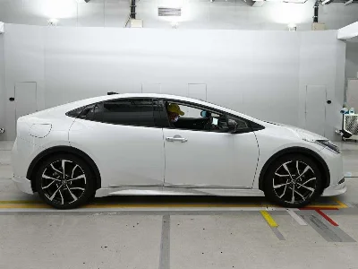 TOYOTA PRIUS PHV