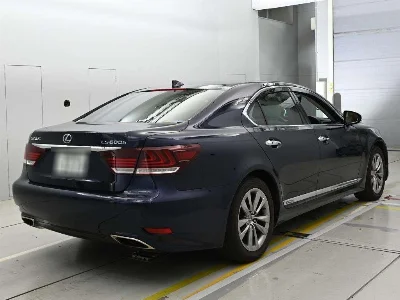 Lexus LS600h