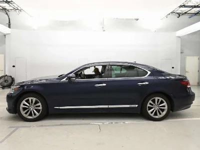 Lexus LS600h