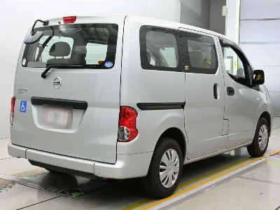 Nissan NV200 VANETTE VAN