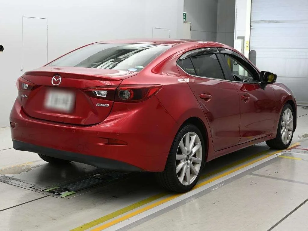 Mazda AXELA HYBRID  с аукциона в Японии