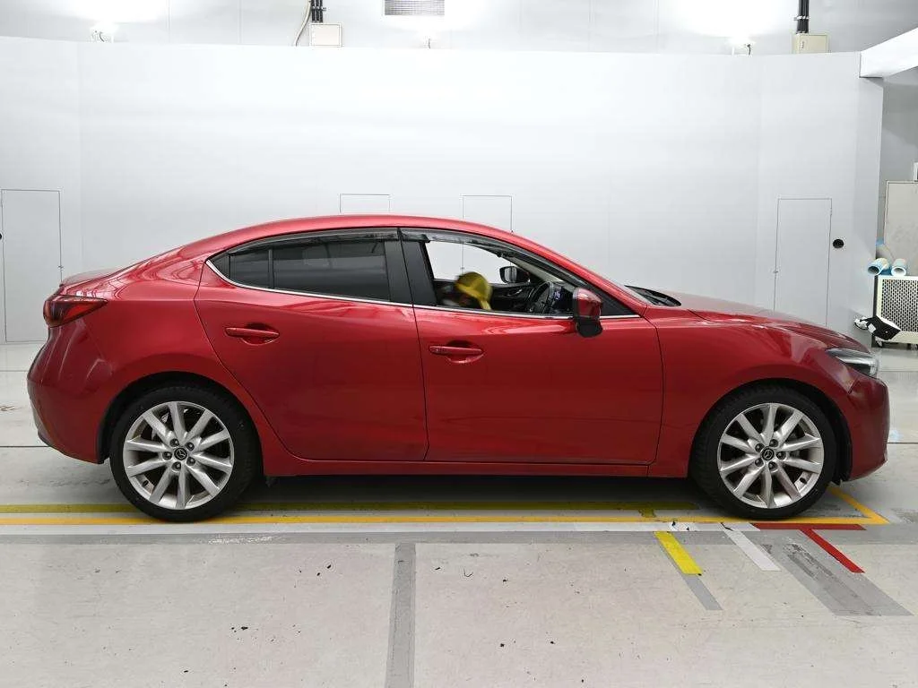 Mazda AXELA HYBRID  с аукциона в Японии