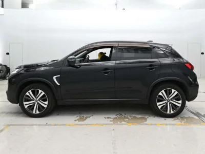 MITSUBISHI RVR