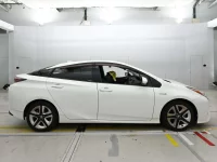 Цена авто Toyota Prius с аукционов Японии, номер кузова ZVW50, пробег 59 000, оценка 8