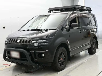 MITSUBISHI DELICA D5