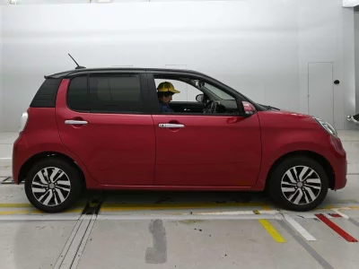 DAIHATSU BOON