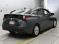 Цена авто Toyota Prius с аукционов Японии, номер кузова ZVW51, пробег 88 000, оценка 8