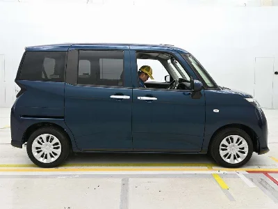 TOYOTA TANK