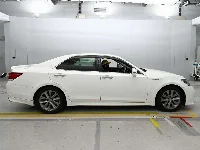 Цена авто Toyota CROWN HYBRID с аукционов Японии, номер кузова AWS210, пробег 147 000, оценка 8