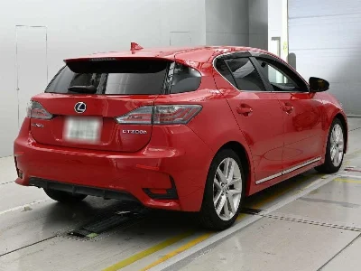Lexus CT200h