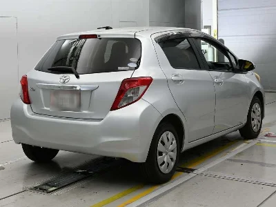 TOYOTA VITZ