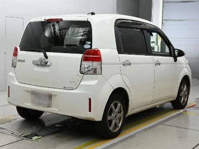 TOYOTA SPADE
