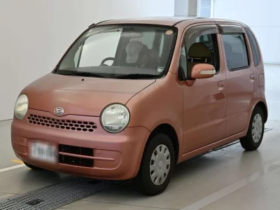 DAIHATSU MOVE LATTE