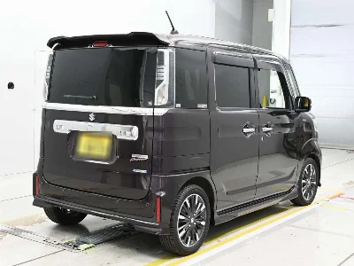 Suzuki Spacia Custom