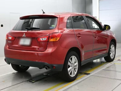 Mitsubishi RVR