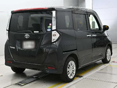 TOYOTA TANK