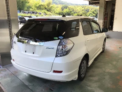 HONDA FIT SHUTTLE