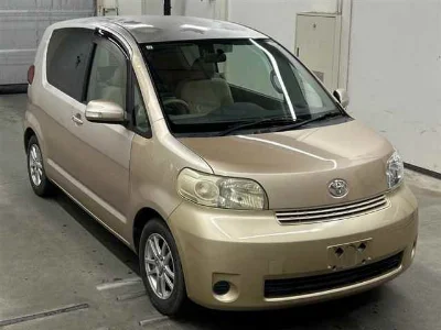 TOYOTA PORTE