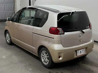 TOYOTA PORTE