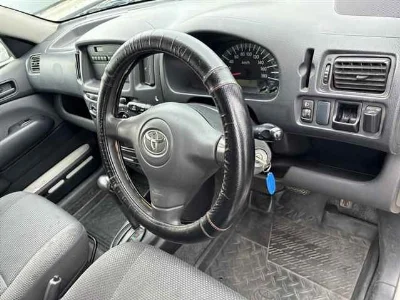 Toyota SUCCEED VAN