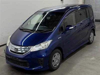 HONDA FREED SPIKE