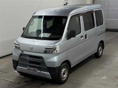 Toyota Pixis Van