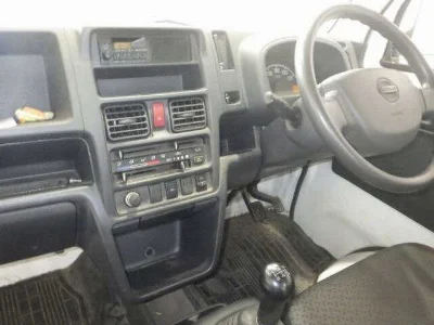 Nissan NT100 Clipper