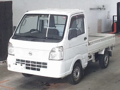 Nissan NT100 Clipper