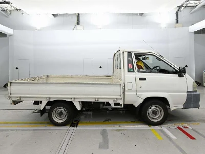 Toyota Lite Ace Truck