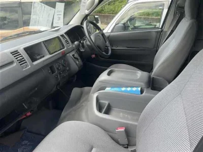 Toyota HIACE WAGON