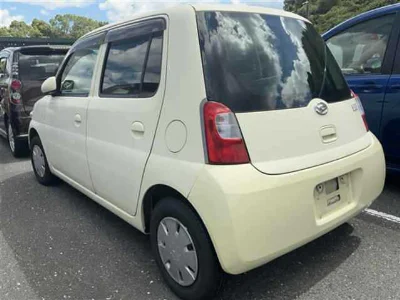 DAIHATSU ESSE