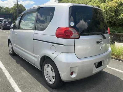 TOYOTA PORTE