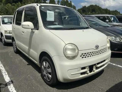 Daihatsu Move Latte