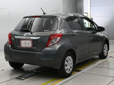 TOYOTA VITZ