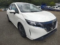 Цена авто Nissan Note с аукционов Японии, номер кузова E13, пробег 67 000, оценка 