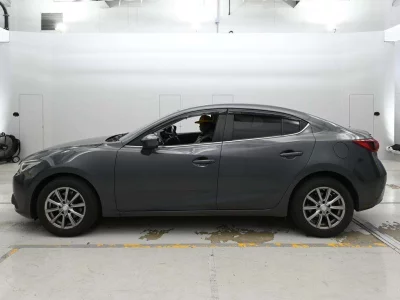 Mazda AXELA HYBRID