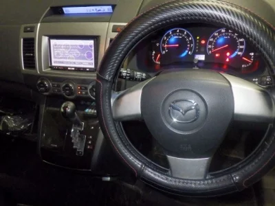 MAZDA MPV